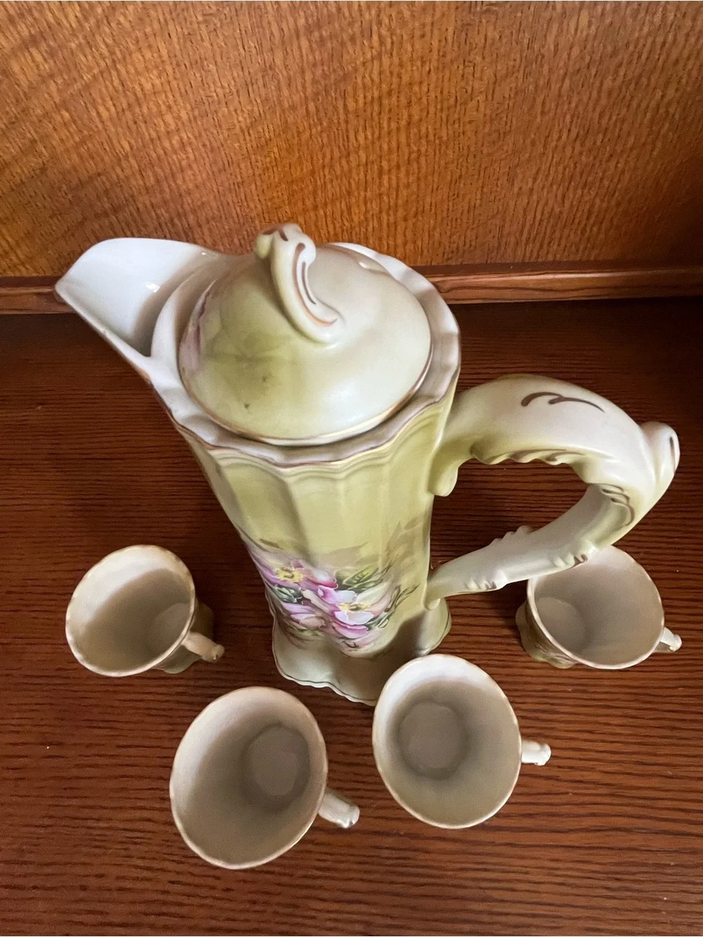 ANTIQUE Nippon Hand-Painted Chocolate Pot 4 cups Gold Gilding green chartreuse